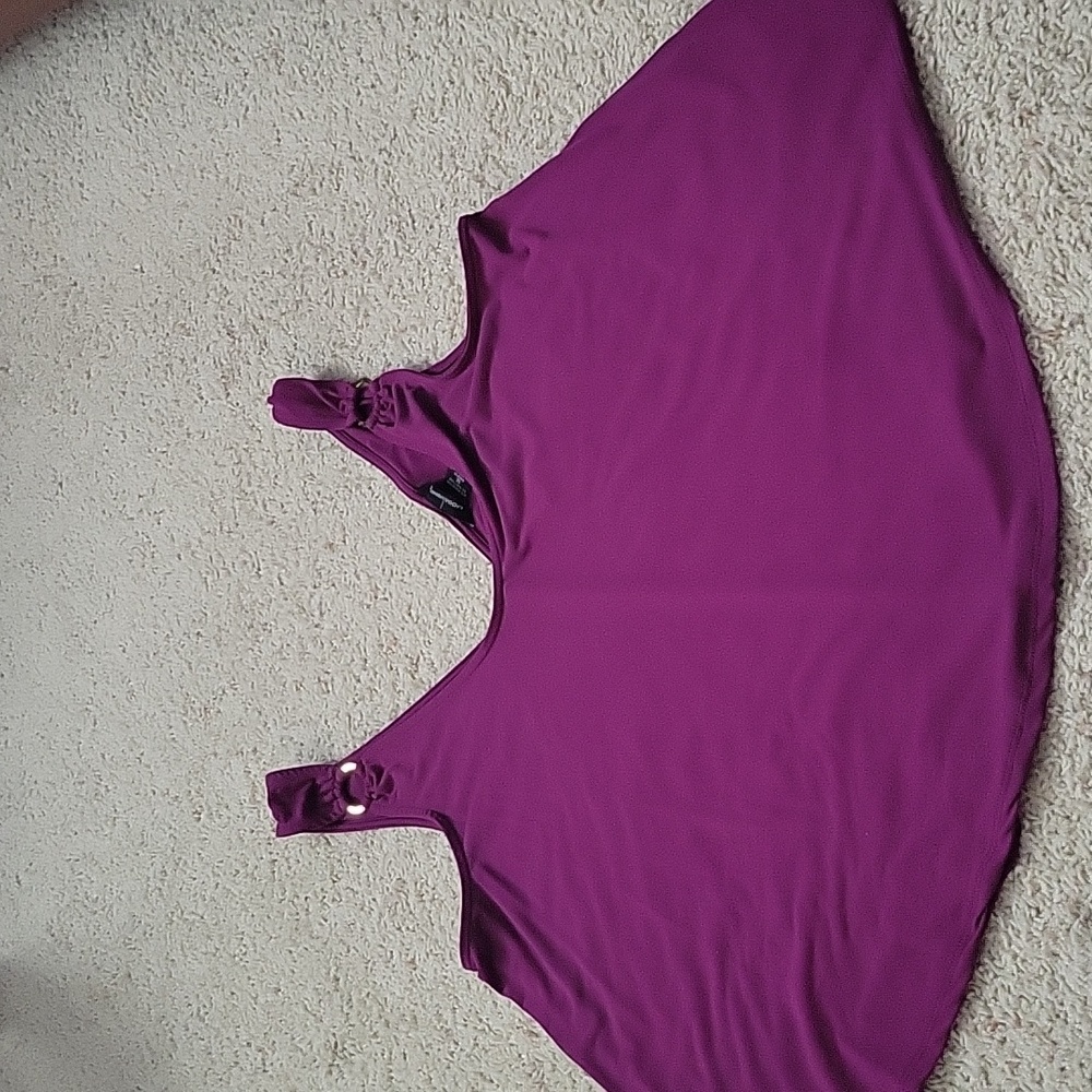 Women's Top Size Medium